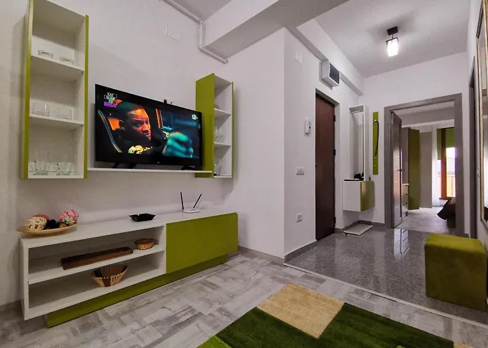 Green Apartment- Brilliant Apartments