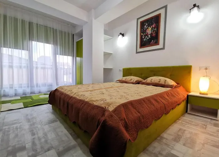 Green Apartment- Brilliant Apartments