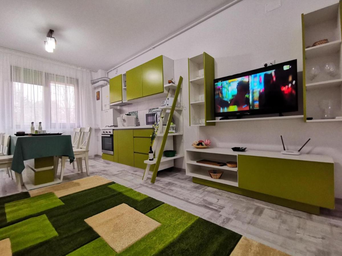 Apartment- Brilliant * Constanta